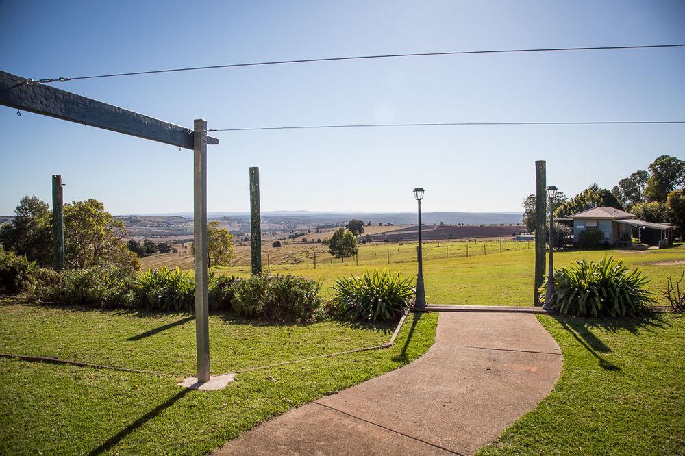 Hillview Cottages Kingaroy Bagian luar foto